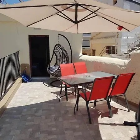 Niochori 2 Apartment