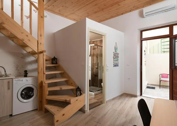 Apartment Niochori 2